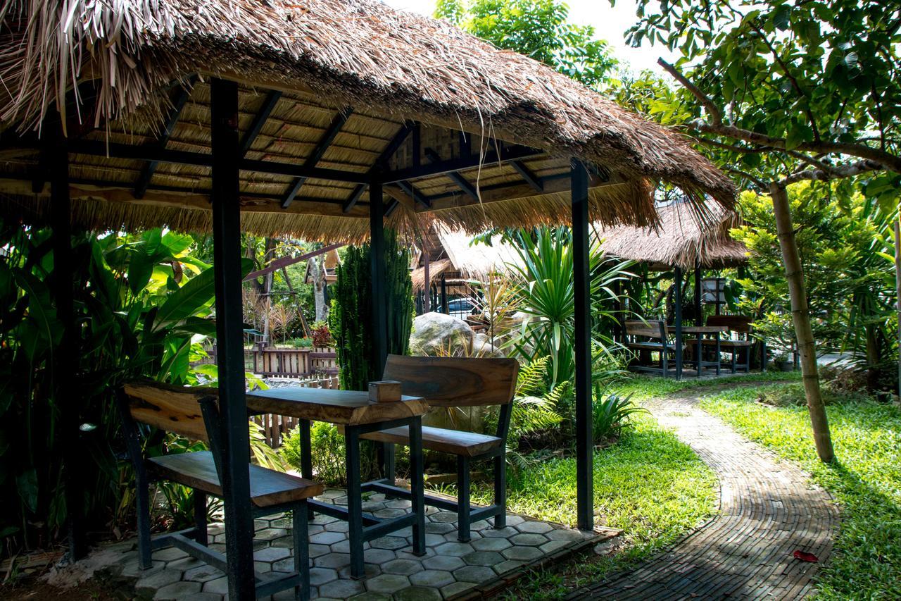 Papa'S Garden Hotell Doi Saket Exteriör bild