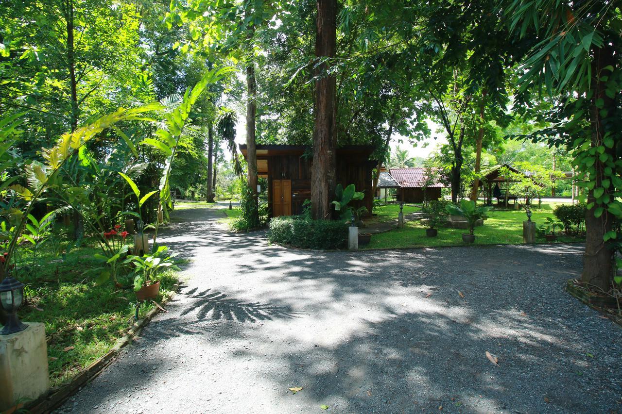 Papa'S Garden Hotell Doi Saket Exteriör bild